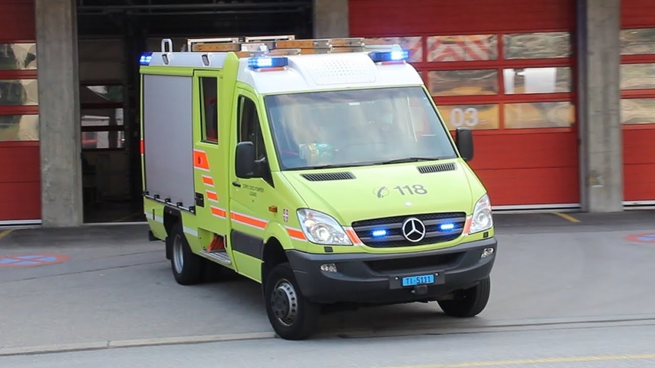 Corpo Civici Pompieri Lugano Primo Soccorso in sirena // Lugano Fire Service Fast Response turn out