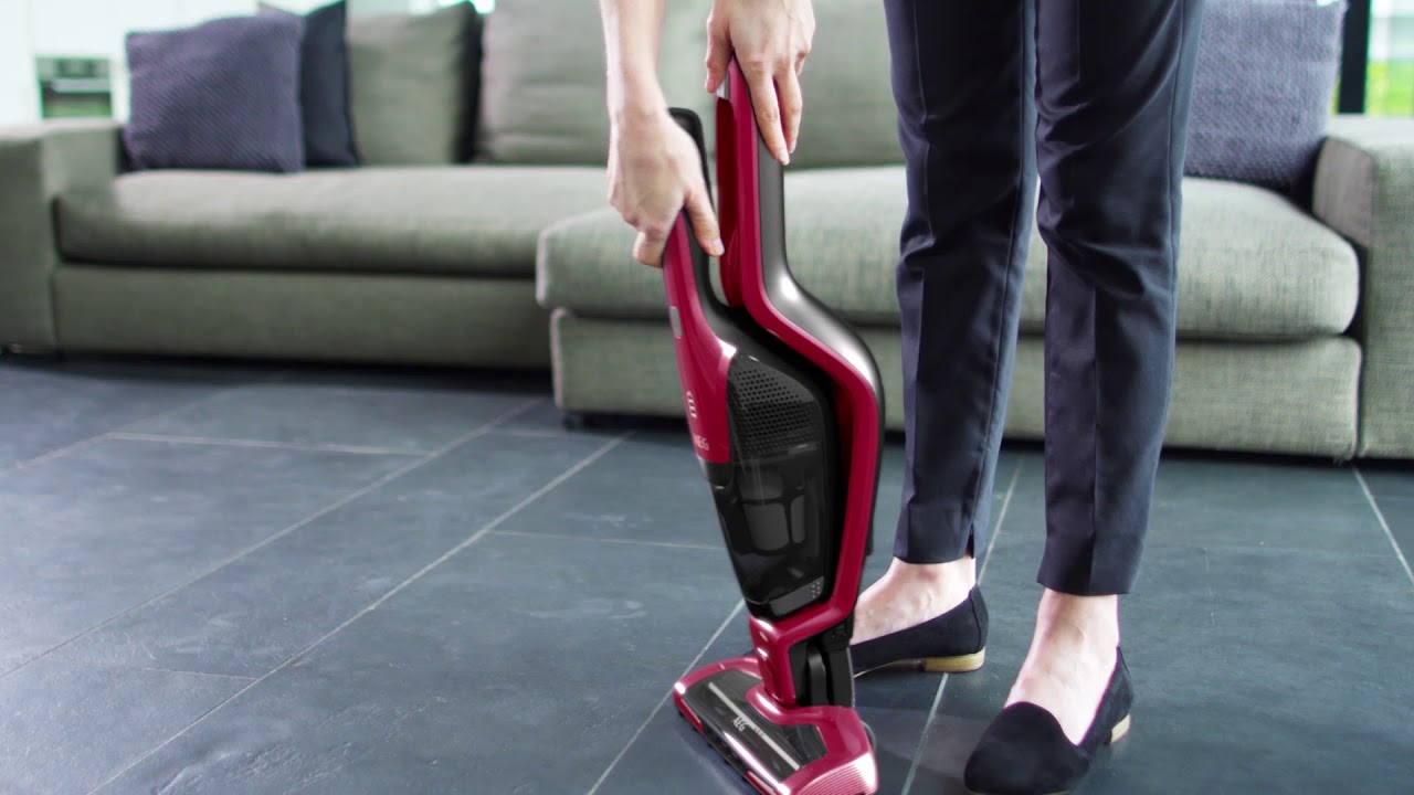 AEG Aspirateur Balai CX7 2 RaspberryRed 35RM