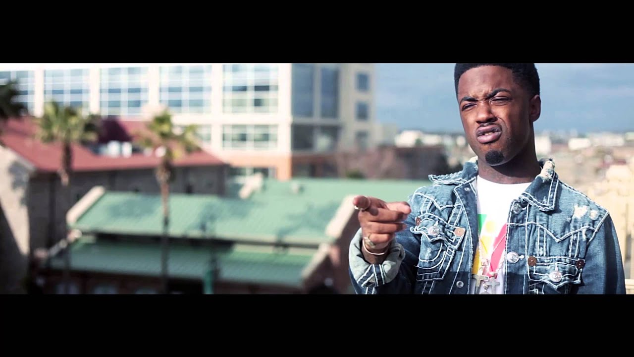 MULA PUGH  SHE WANNA ROLL