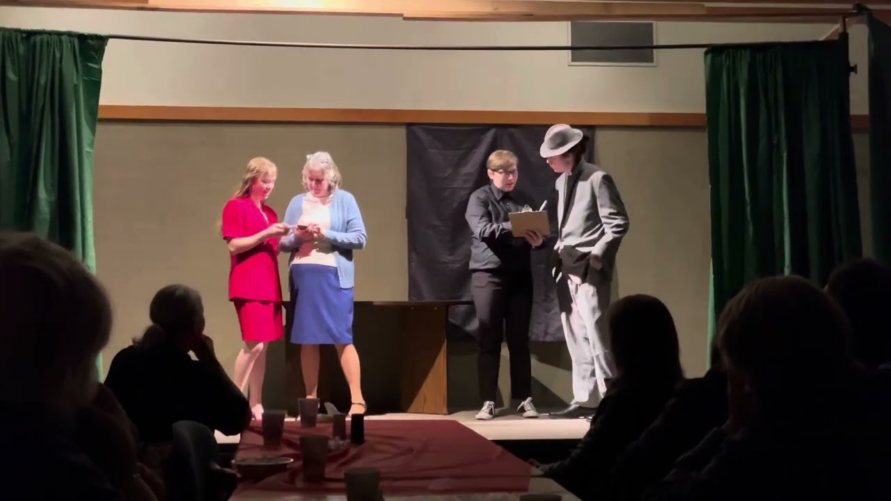 Sons plays Mr Wilson’s Christmas