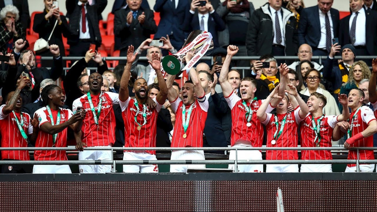 Relive the Papa Johns Trophy Final 2022!