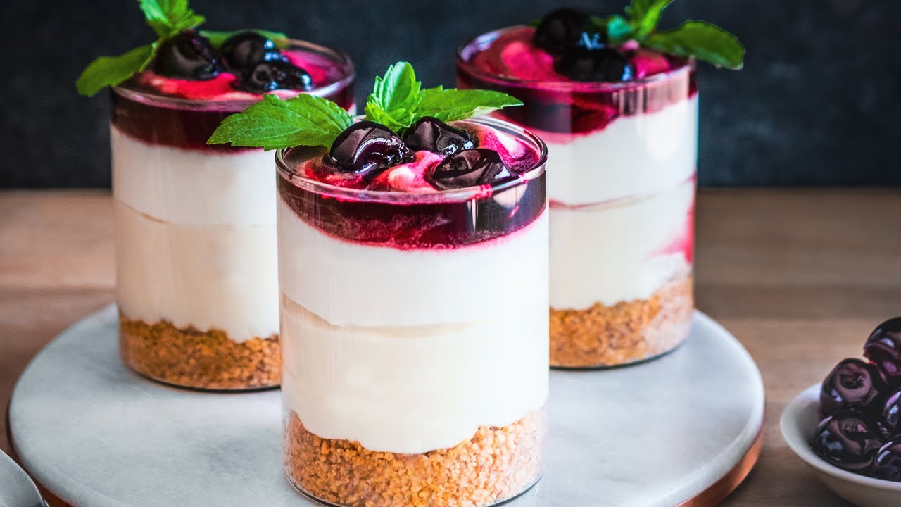 No-Bake Cherry Cheesecake Cups