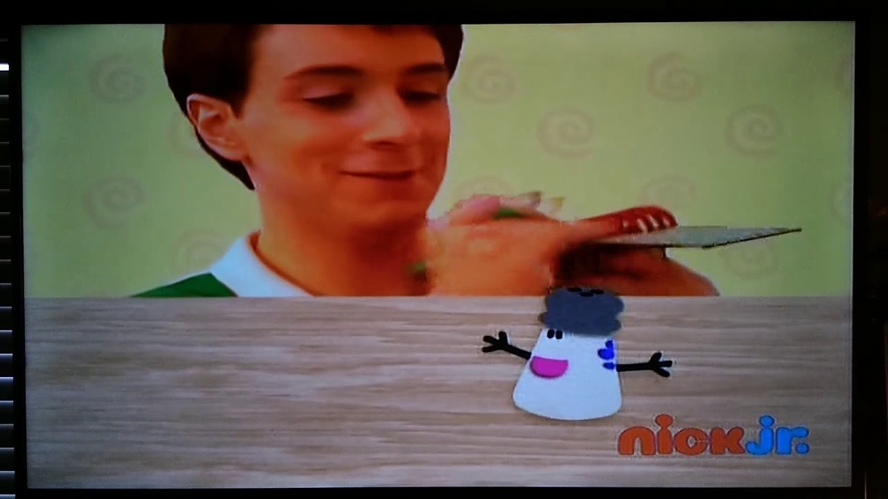 Blue's Clues - 3 Clues From Blue's News!