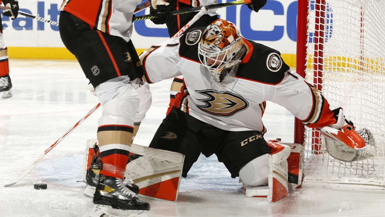 Lukas Dostal's NHL Debut 1/9/2022