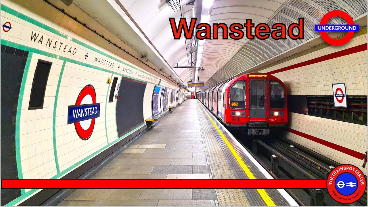 Central Line Trains at Wanstead Station - London Underground (05/10/2023)