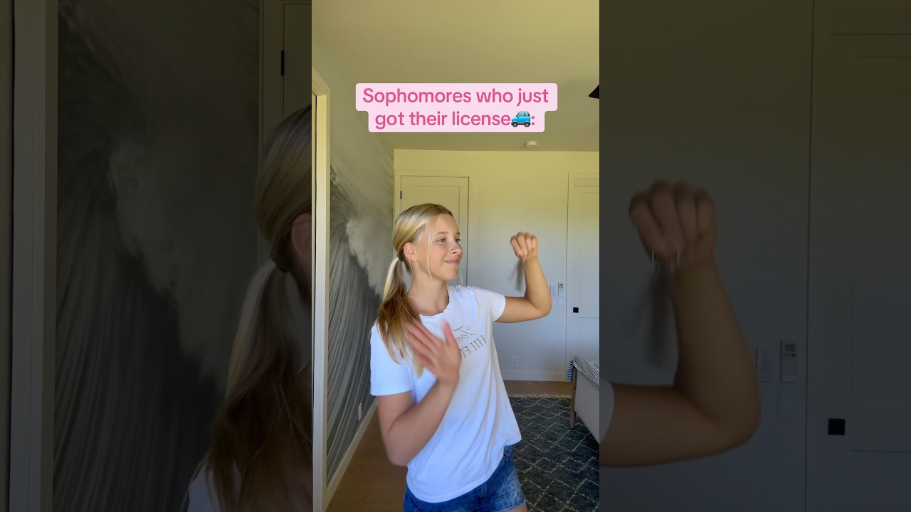 First day of high school be like🤣🏫 #shorts #shortsfeed #tiktok #adiaava #funny #relatable #school