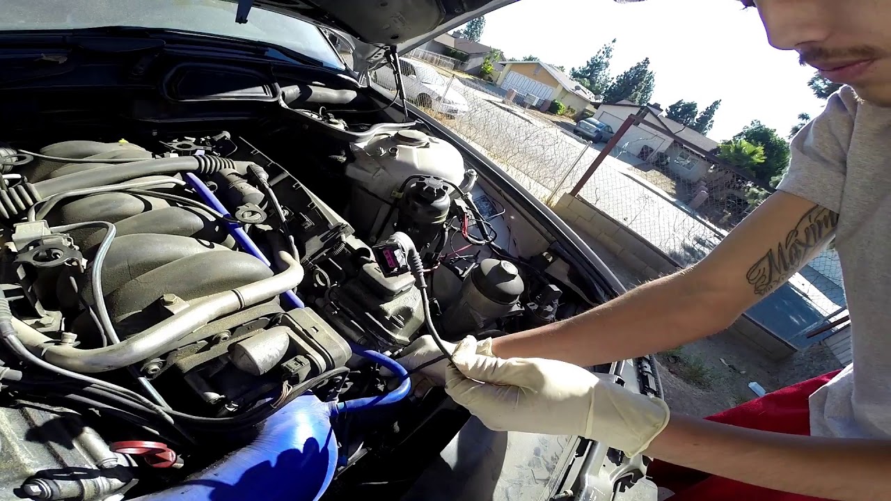 HOW TO REMOVE & REPLACE BMW CAMSHAFT POSITION SENSOR E38 E39 740IL 540I