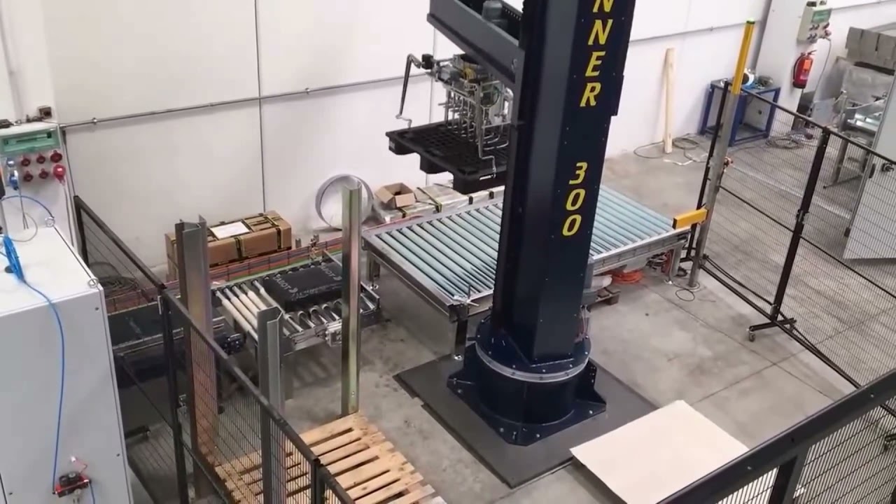 Winner 300 robotpalletering af s&aelig;kkevarer p&aring; plastpaller