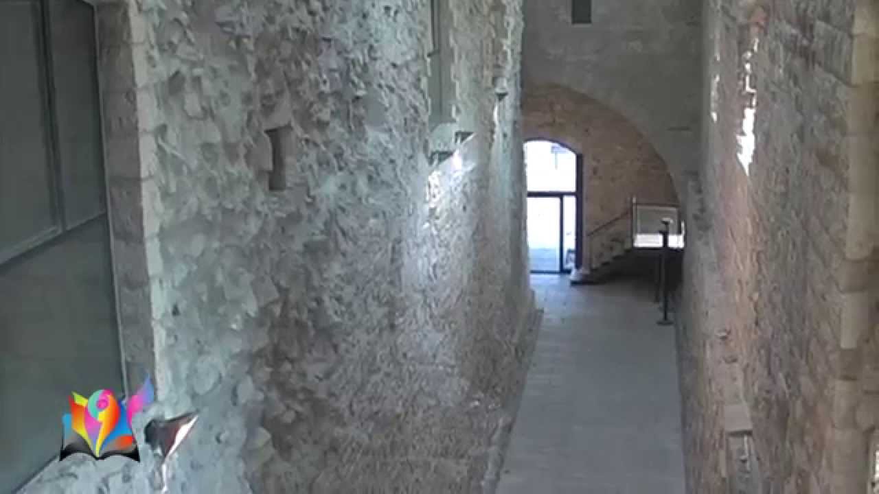I castelli di Puglia tra leggenda e storia: il castello  di Trani