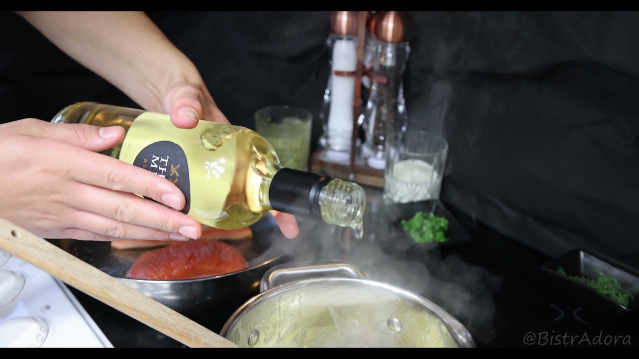 Slow motion Cooking with style 