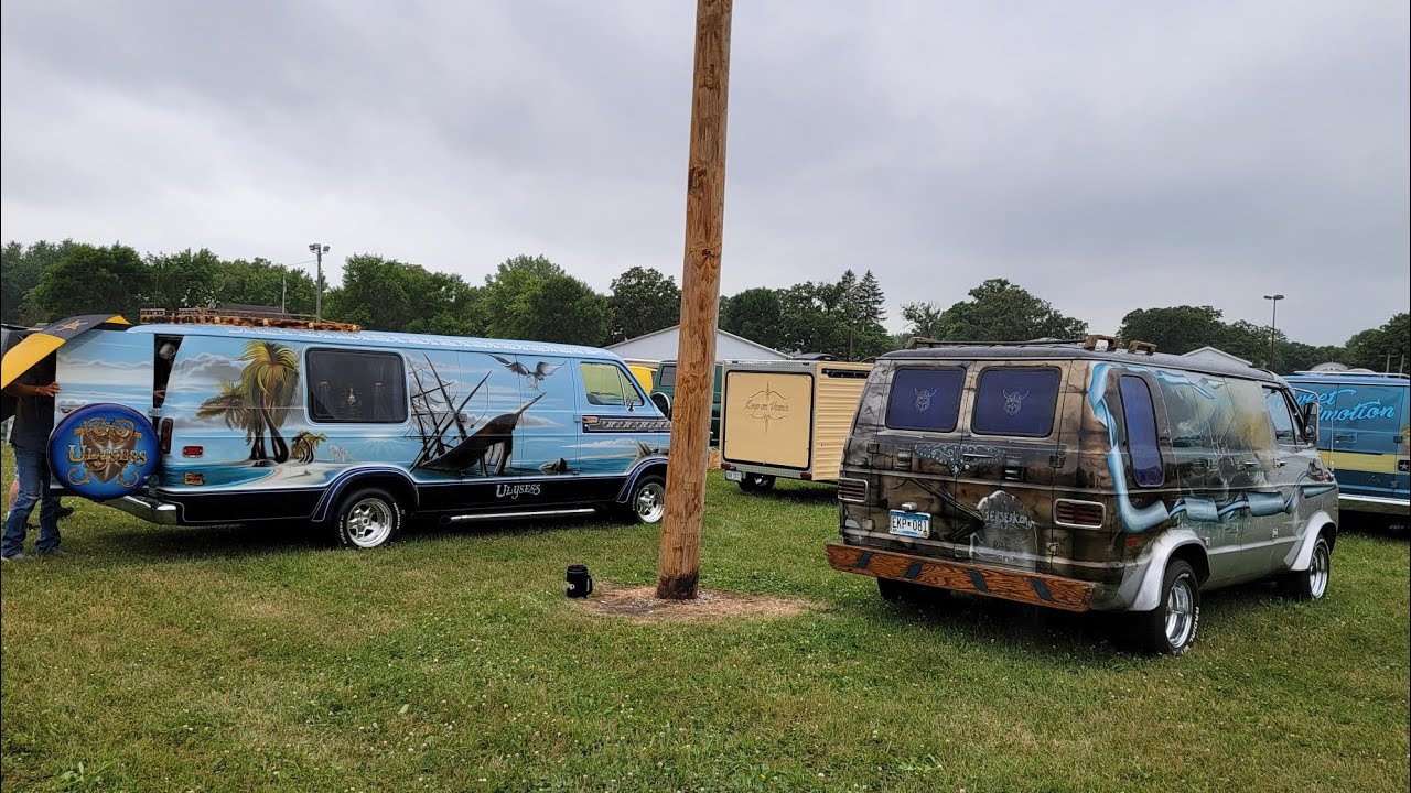 Custom Vans!  Wild Paintjobs and Plush Interiors from the 48th Van Nationals!!!