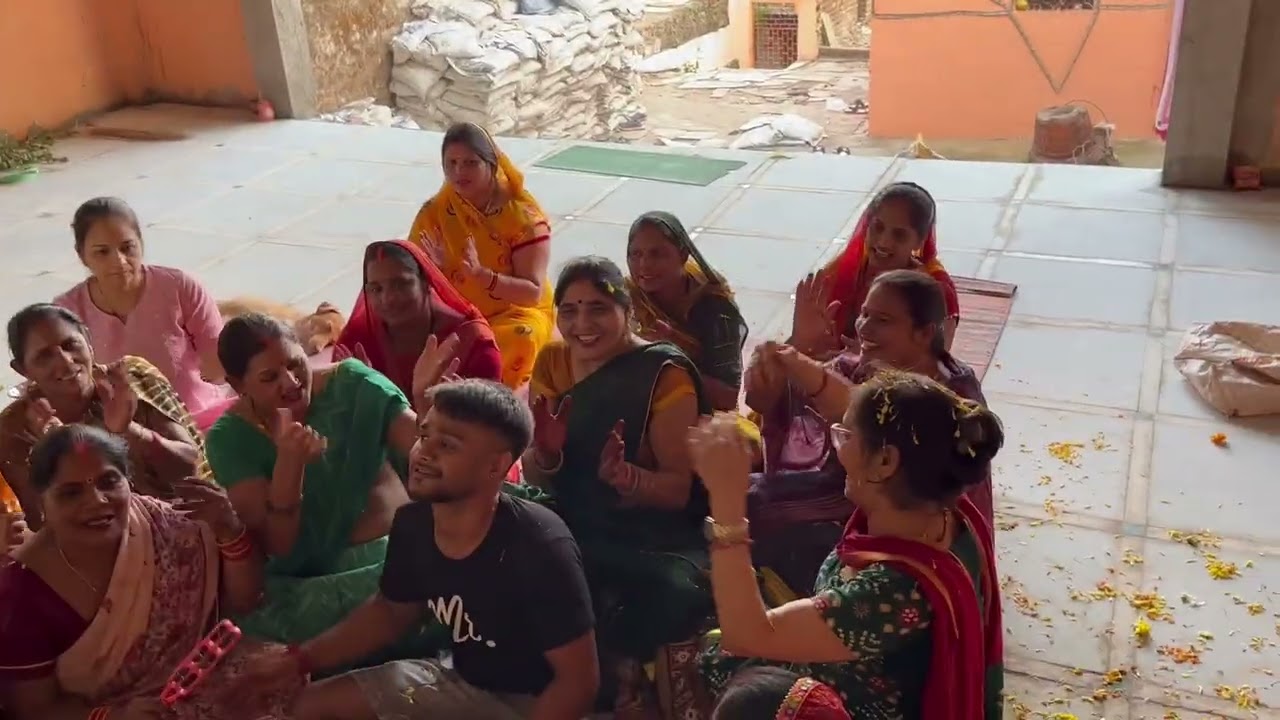 चलो रे सखी देख आई गौरा के सैयांन #mahashivratri #bhajan #kirtan #sambhsadashiv 