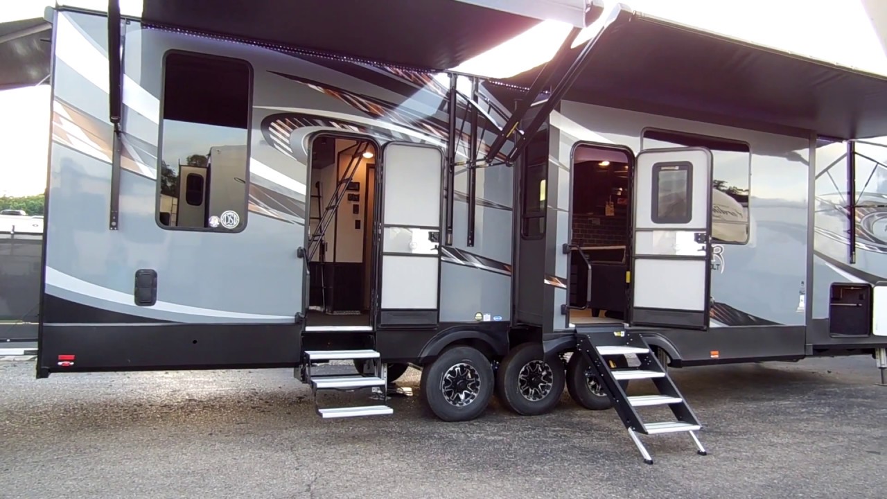 2019 XLR Thunderbolt 382AMP Toy Hauler Fifth Wheel 008