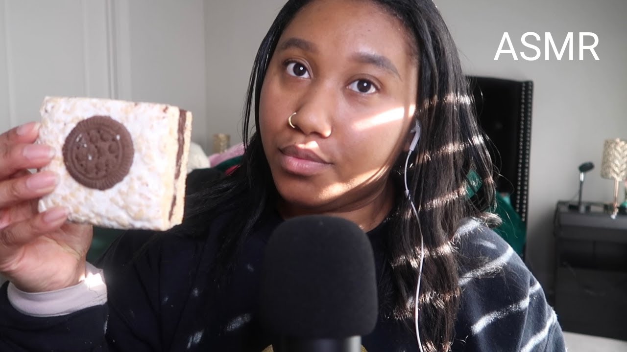 ASMR | HUGE COOKIES AND CREAM RICE KRISPIE TREAT (Crunch Sounds)