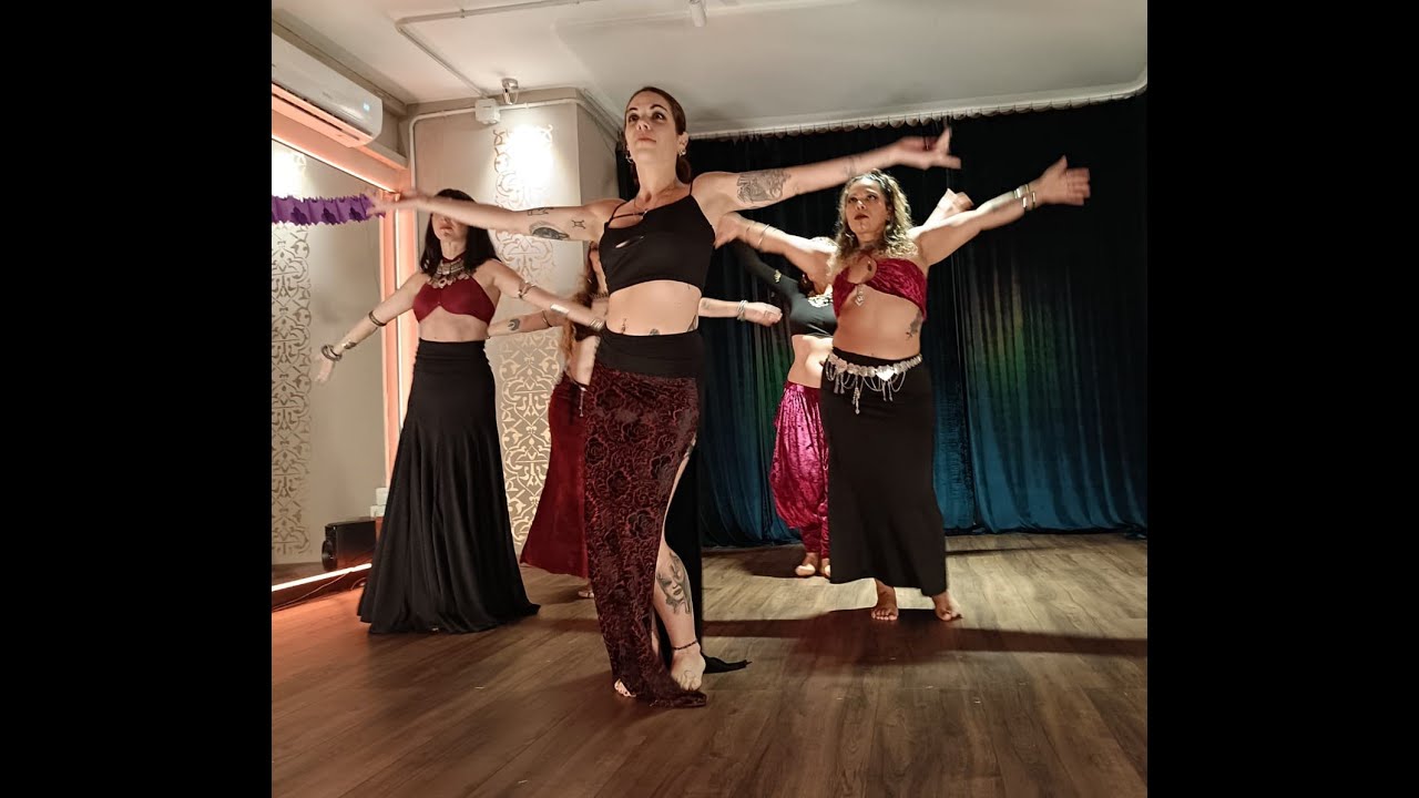 Danza integral - Into the Dark Hafla