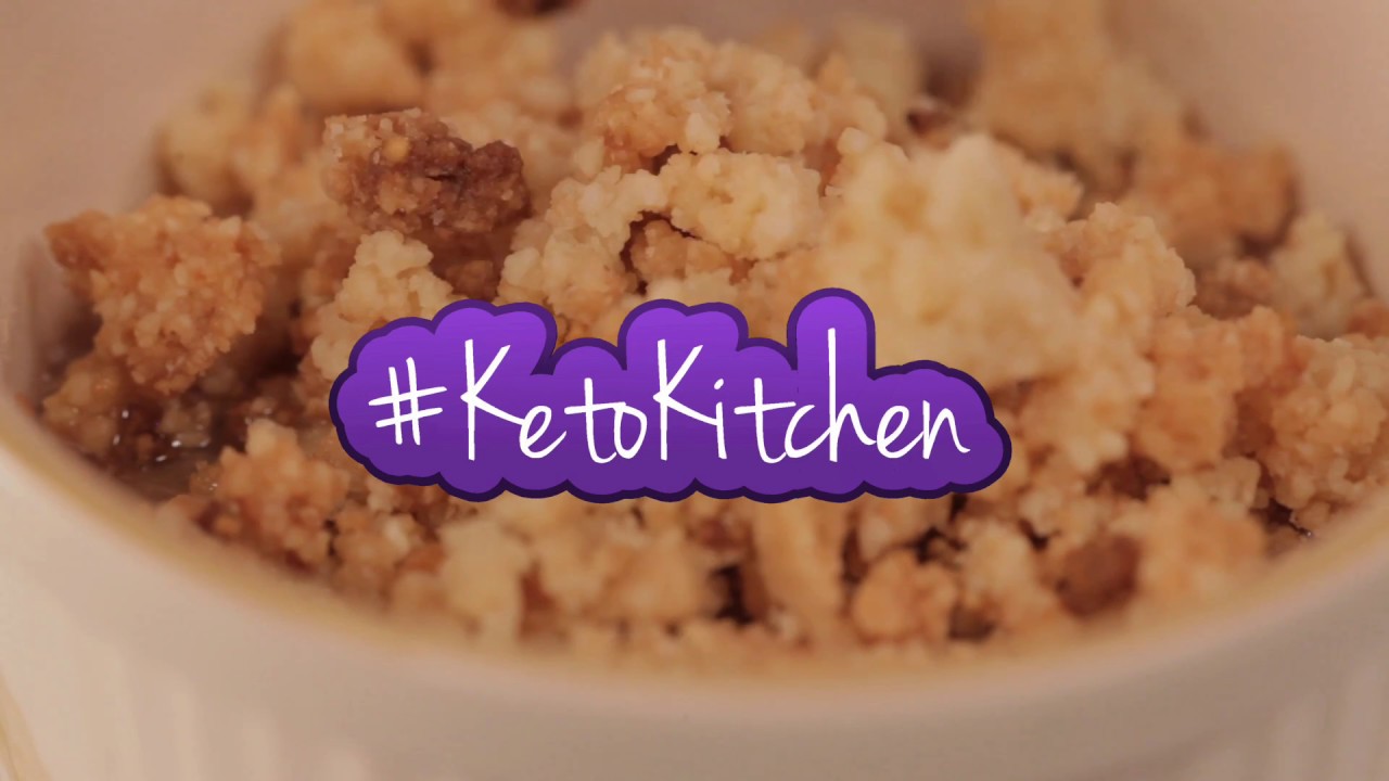 Ketogenic Rhubarb Crumble