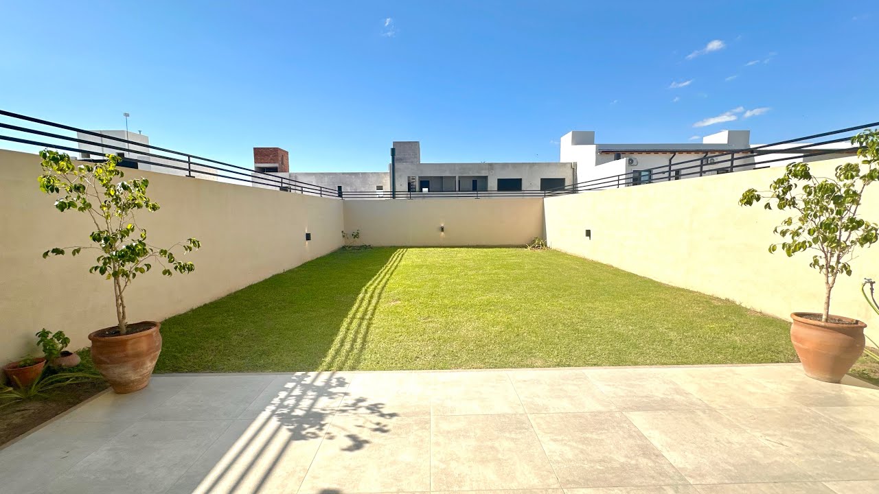 Dúplex 3 dorm.  Terrazas de Manantiales