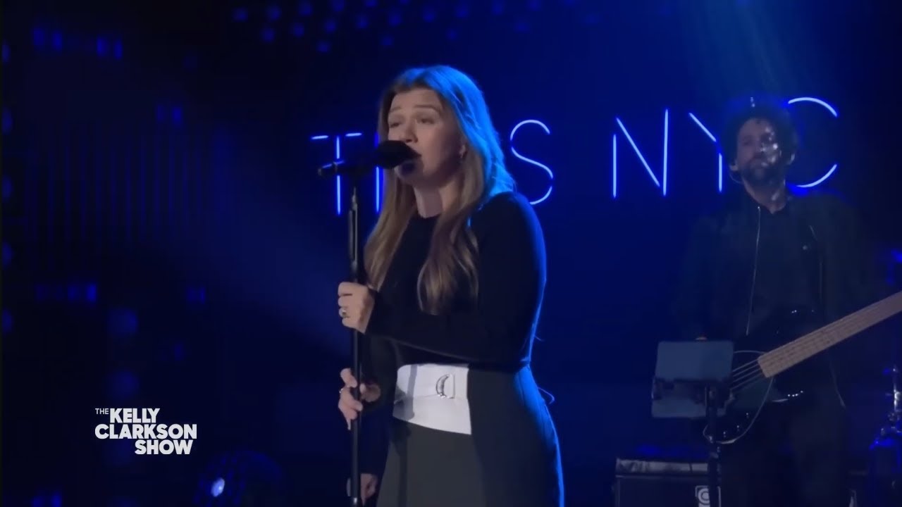 Say My Name_ Kelly Clarkson Live Singing Show 