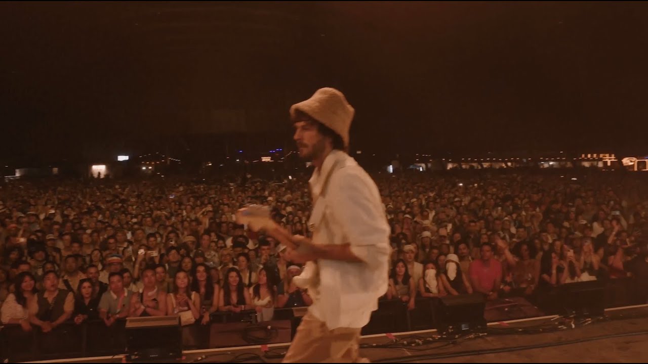 FKJ - Lying Together (Live from Coachella)