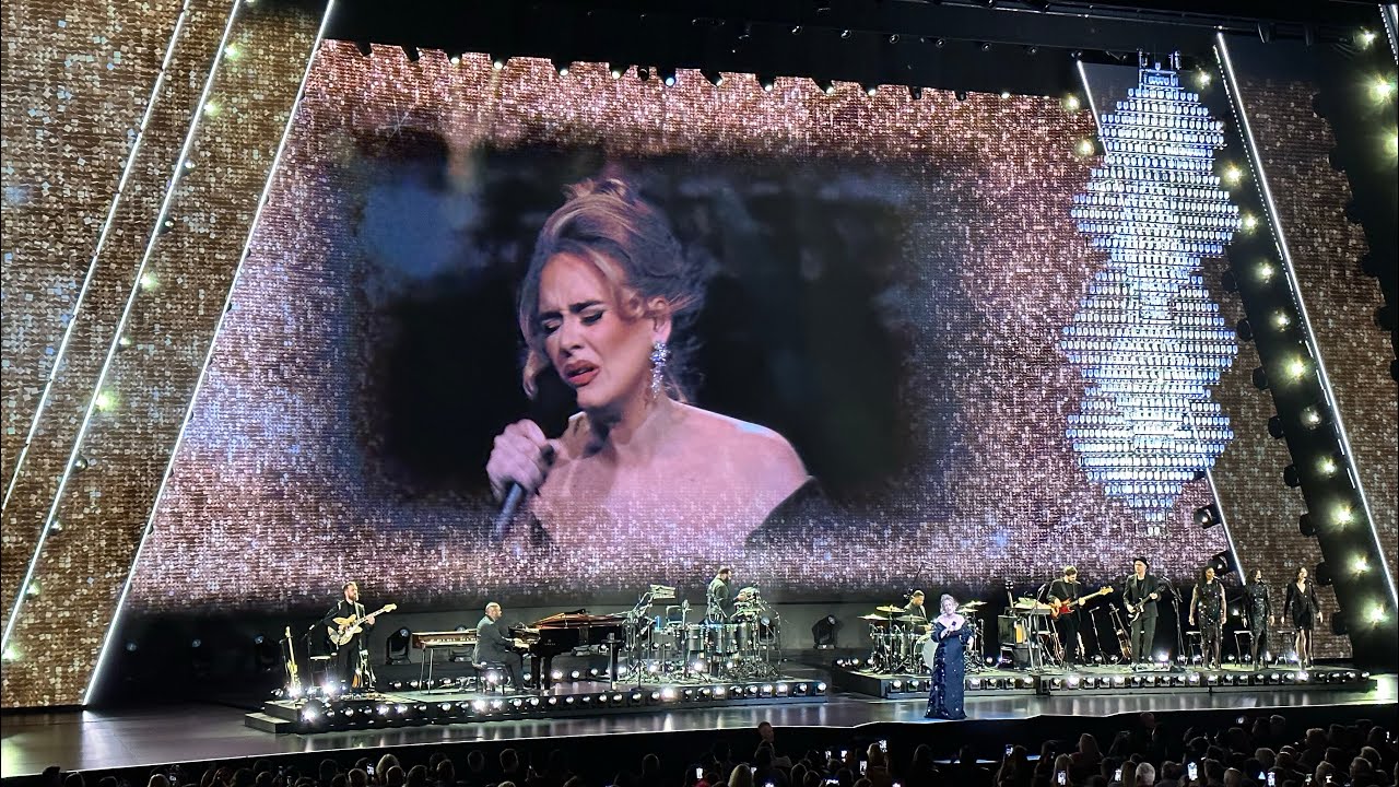 Adele Live Best Moments - Hello - Weekends with Adele