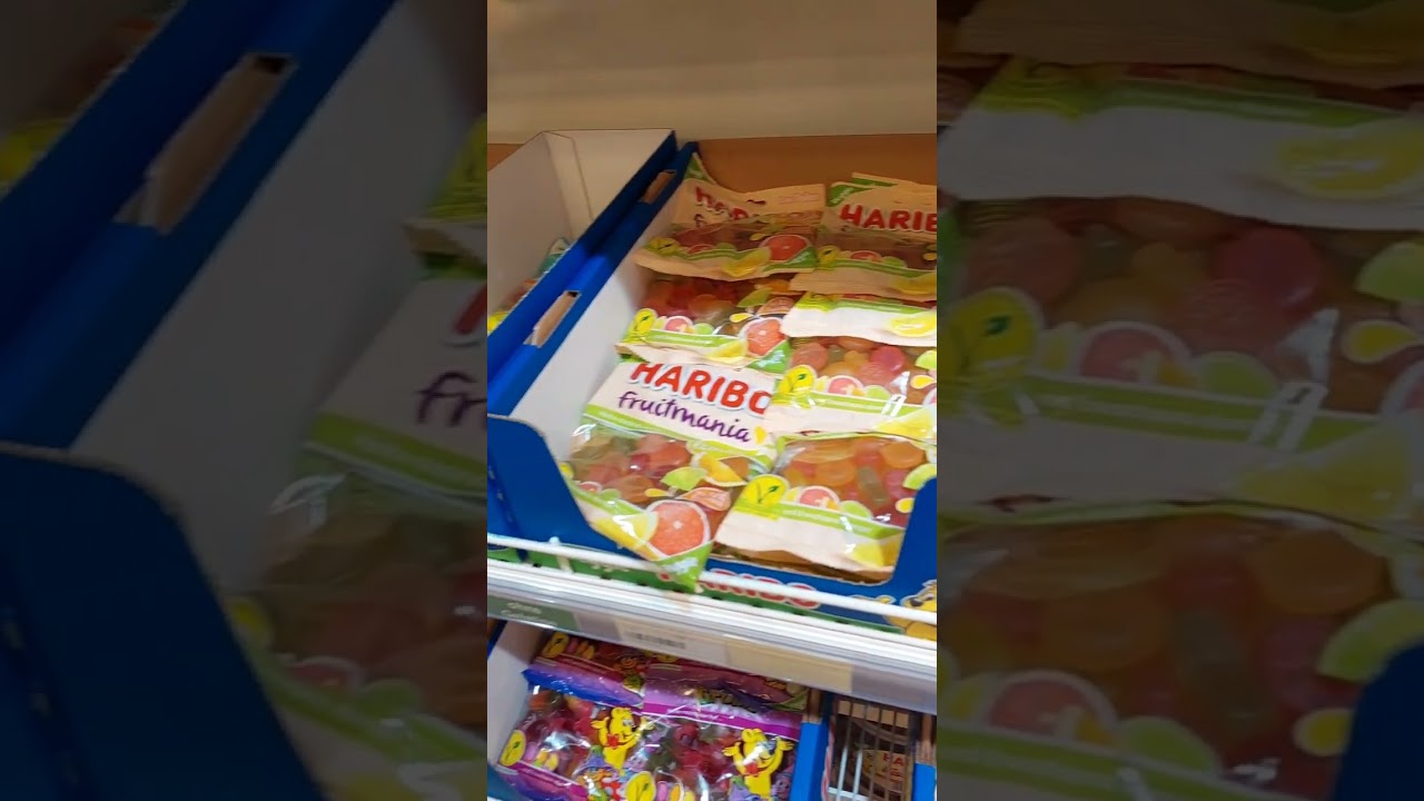 Die Forcherin - im Haribo Shop in Linz