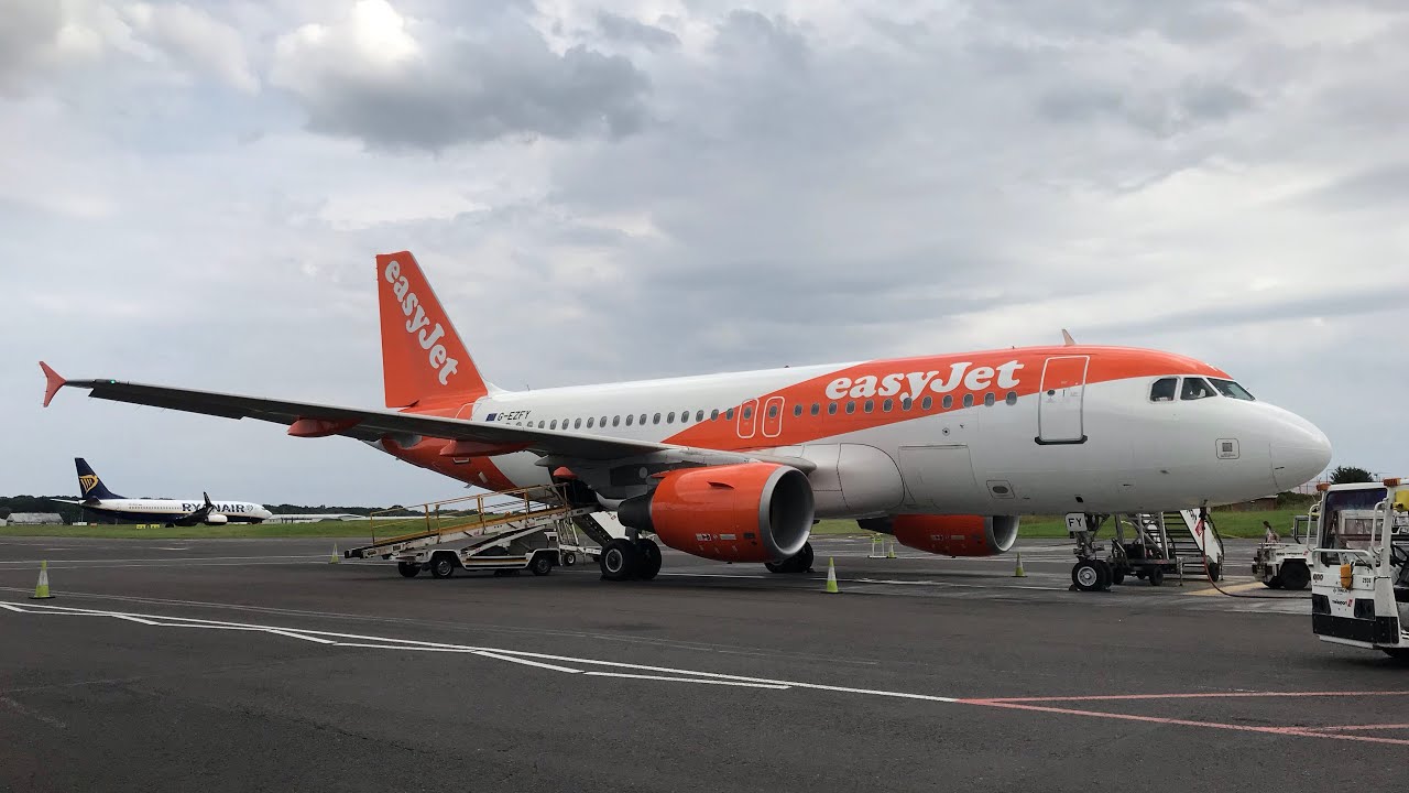TRIP REPORT | EASYJET OLD CABIN | A319 | NEWCASTLE-BRISTOL | ECONOMY | HD