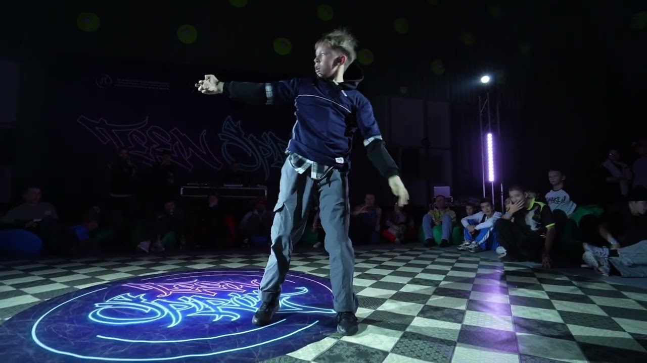 Shock vs МАЛОЙ! / TOP 32 / BEST BBOY PRO / TEEN SPIRIT