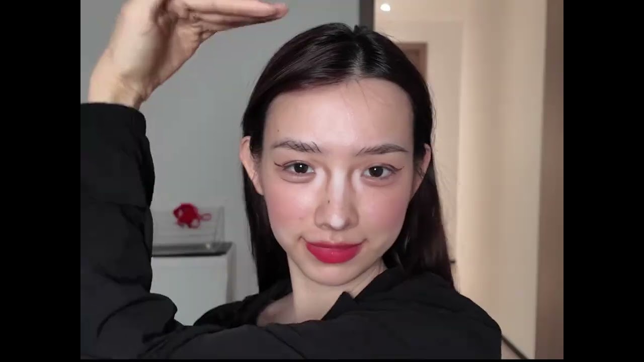 Discover the Cool Fusion of Asian & Korean Makeup | YC Refurbished