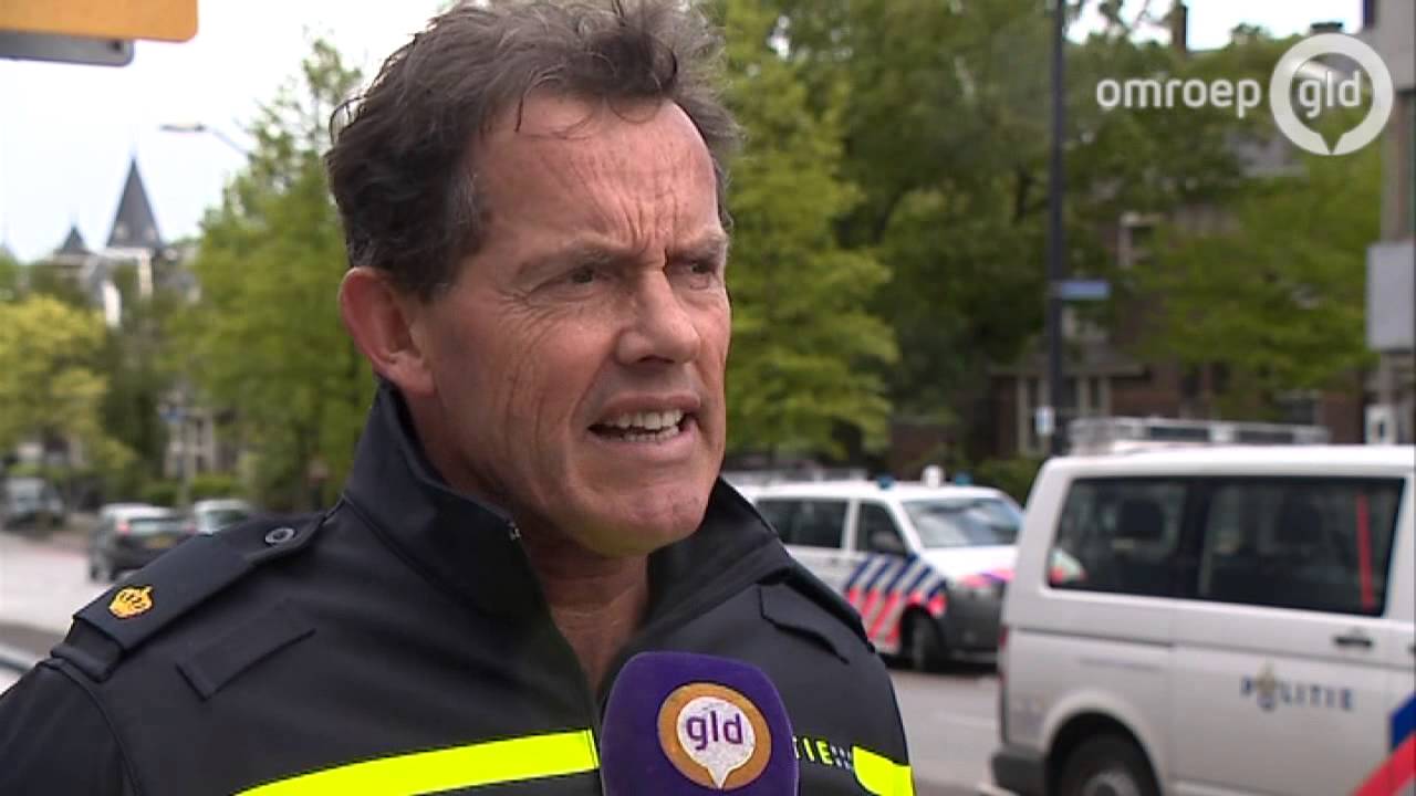 Invallen in regio Nijmegen om fraude, hennepteelt en witwassen