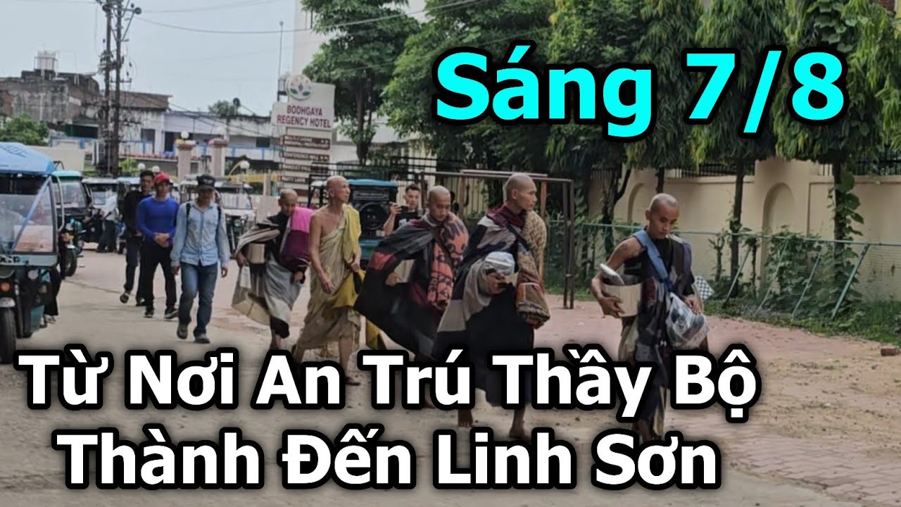Thầy Minh Tuệ đi bộ hành đến Linh Sơn Sáng 7/8