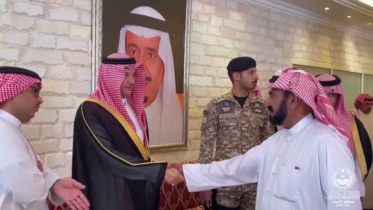 صاحب السمو الملكي الأمير سعود بن طلال بن بدر محافظ ⁧‫الأحساء‬⁩ يتفقد مركز أم العراد