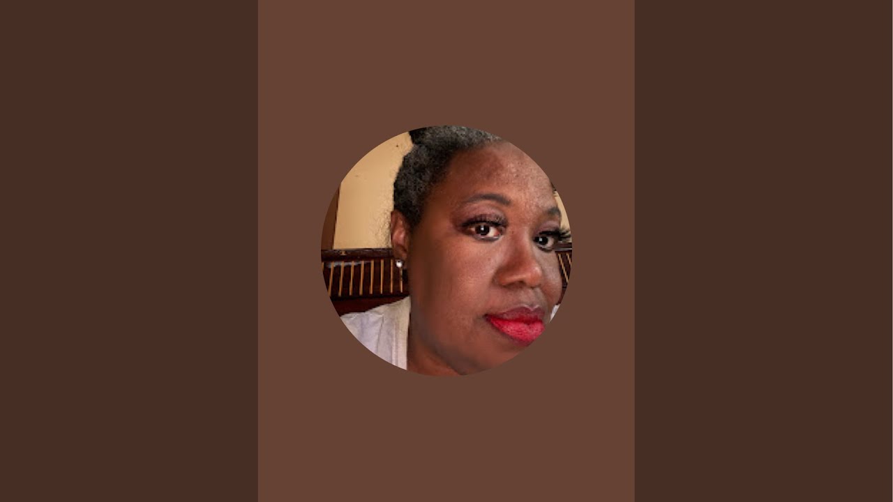 Tracie  is live! Gm happy hump day