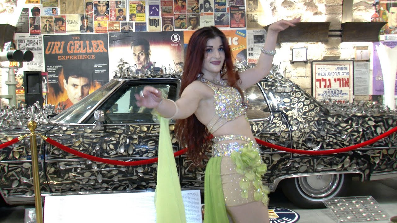 Kelly Avena Belly Dancer - Habibi Ya Eini