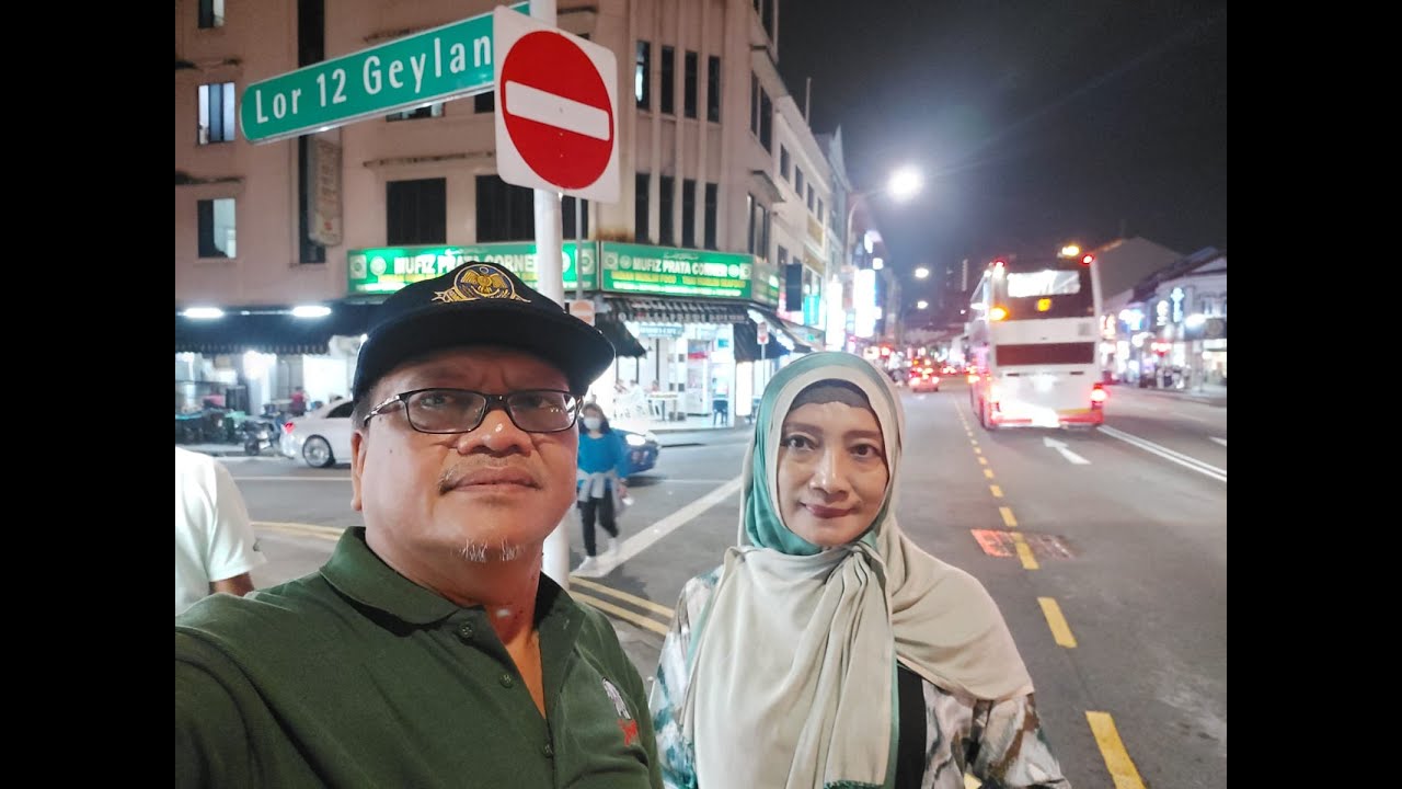 MENGINAP DI HOTEL 81 GEYLANG ROAD SINGAPORE