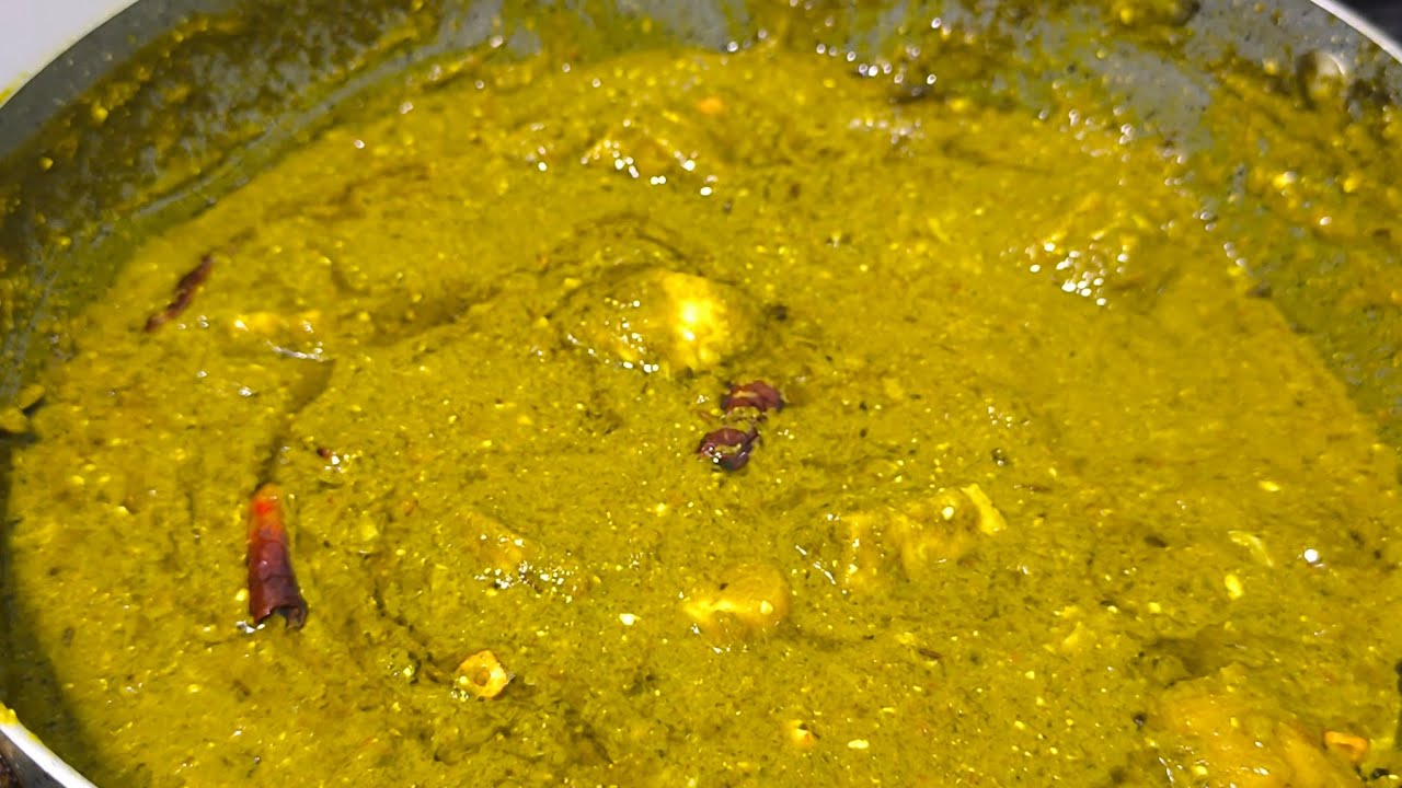 Palak Paneer Recipe | Dhaba Style Palak Paneer | Easy Indian Paneer Recipe