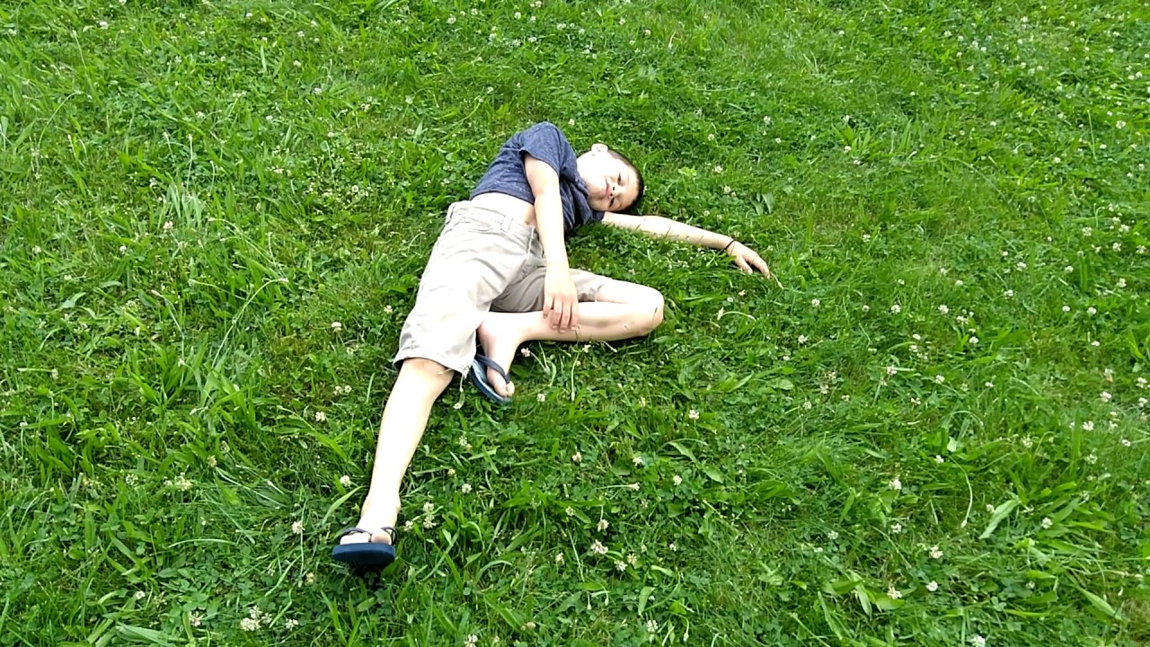 Ragdoll challenge down a hill