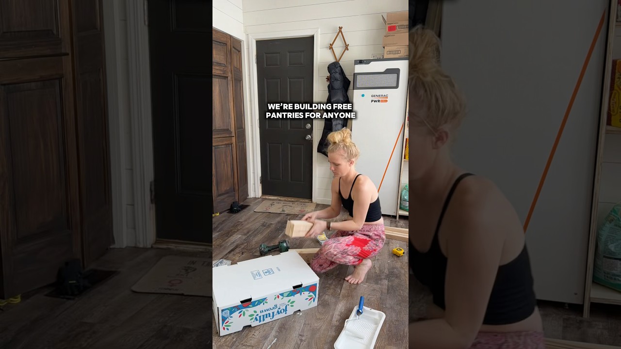 Food insecurity shouldn&rsquo;t exist 💔 here&rsquo;s to free pantries #feedingamerica #community #neighbors