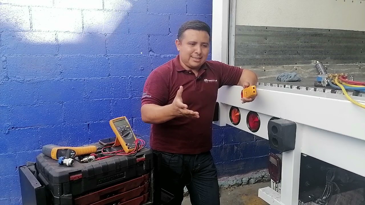 Asi comenzamos nuestro taller de refrigeracion movil!!