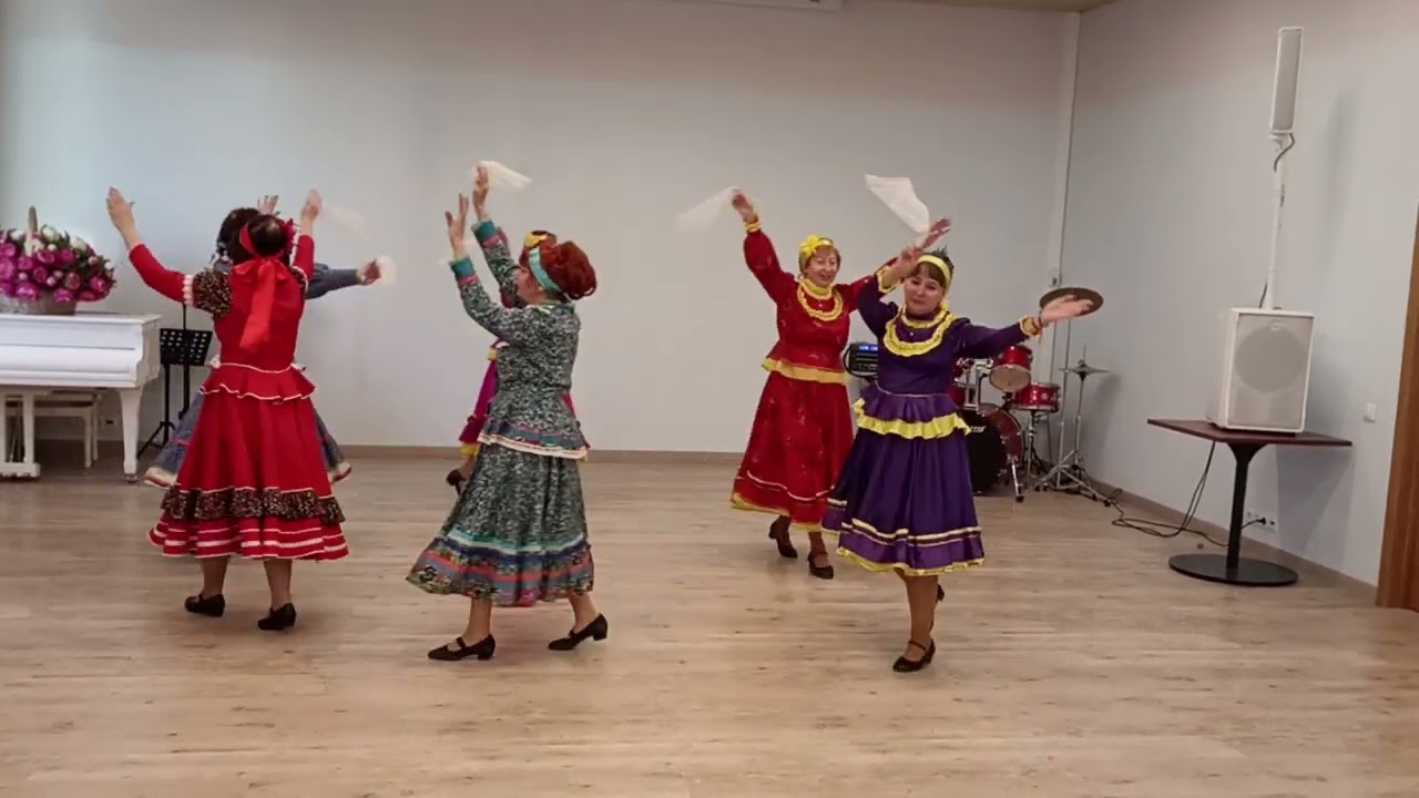 танец БАРЫНЯ
