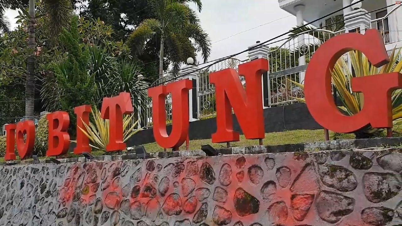 Bitung: Jl. S.H. Sarundajang Part 2 dari Girian Indah ke Rumah Dinas Walikota, Kadoodan.