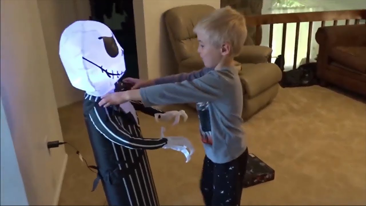 Max Unboxing His New Jack Skellington Inflatable! + The Nightmare Before Christmas Lights w Music!