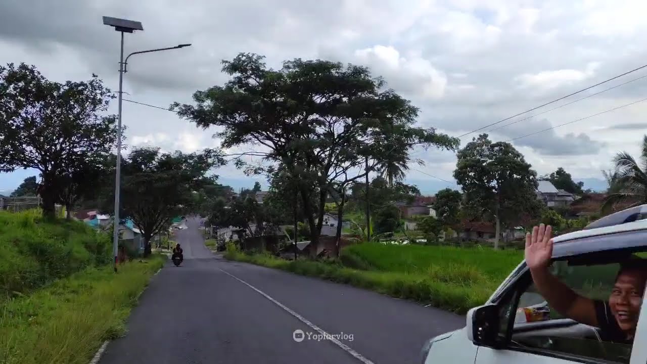 Playlist Lagu Terbaik Doel Sumbang