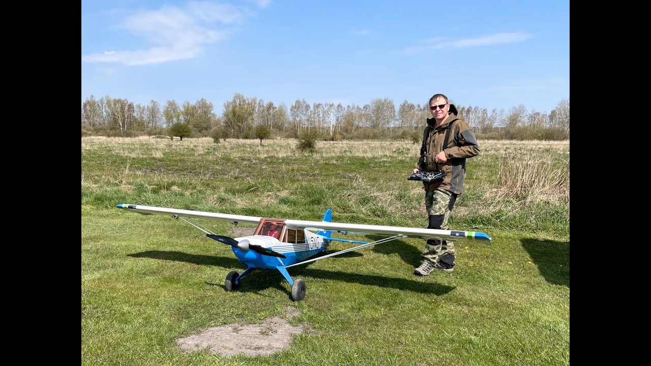 Erstflug Husky