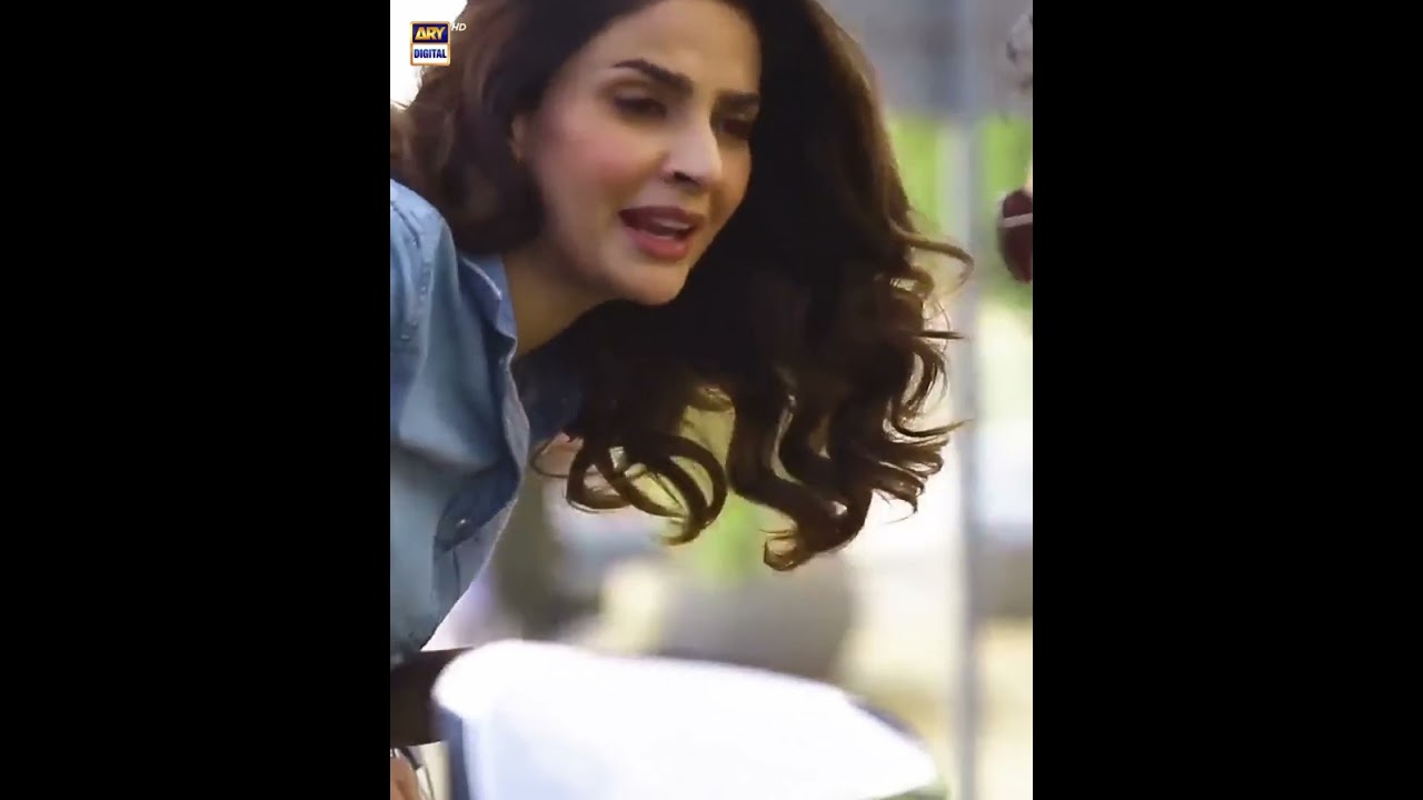 Gaari Se Bahar Aao 😳😂 #shorts #sabaqamar #ushnashah #cheekh