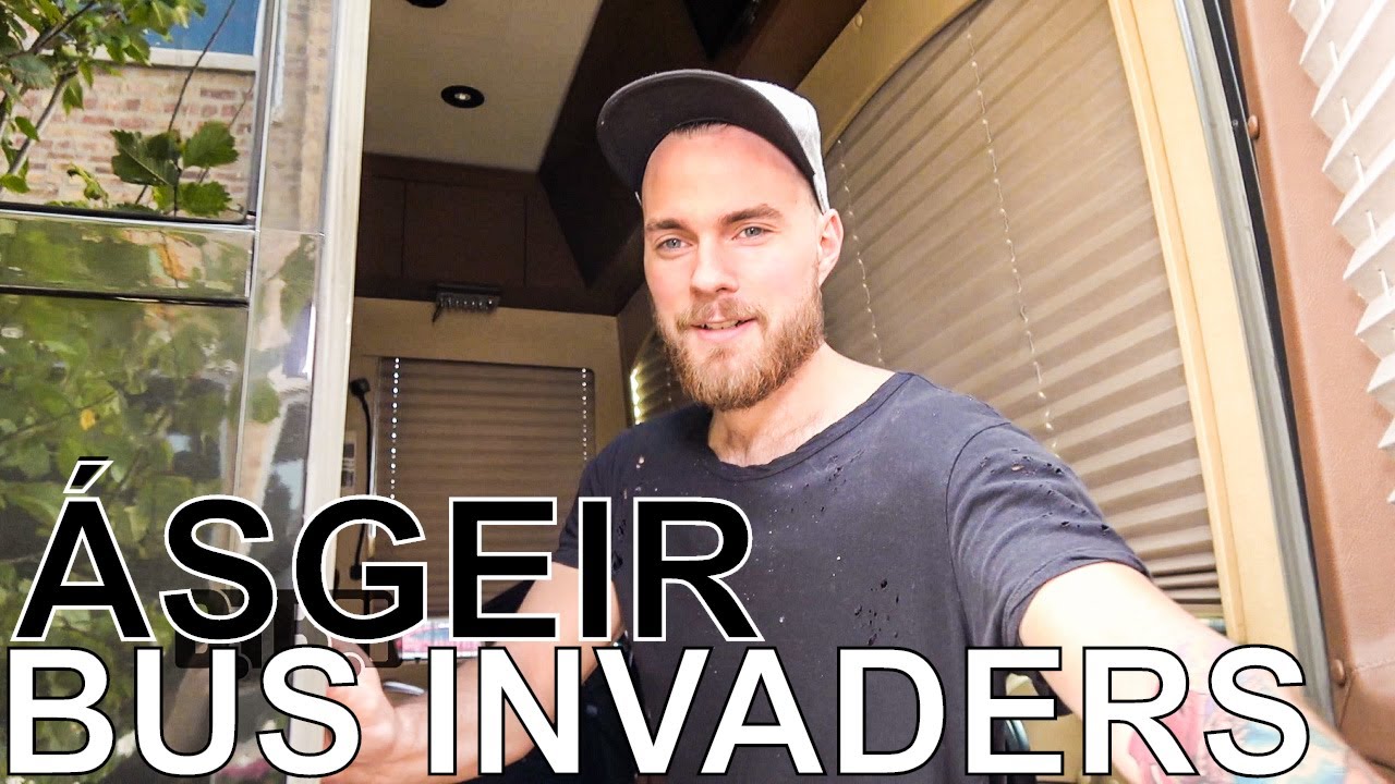 Ásgeir - BUS INVADERS Ep. 1235