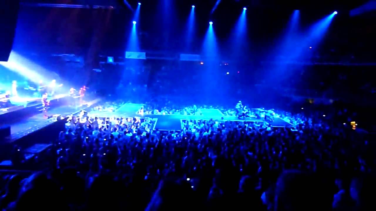Sylver - Intro + Living my life - HD - 10 years Sylver @ Antwerpen - 27/03/2010