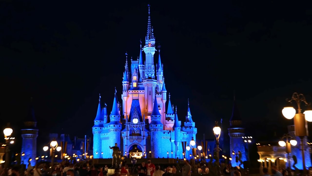 Magic Kingdom FULL Walking Tour w/ Rides At Night - Filmed in 4K | Walt Disney World Florida 2021