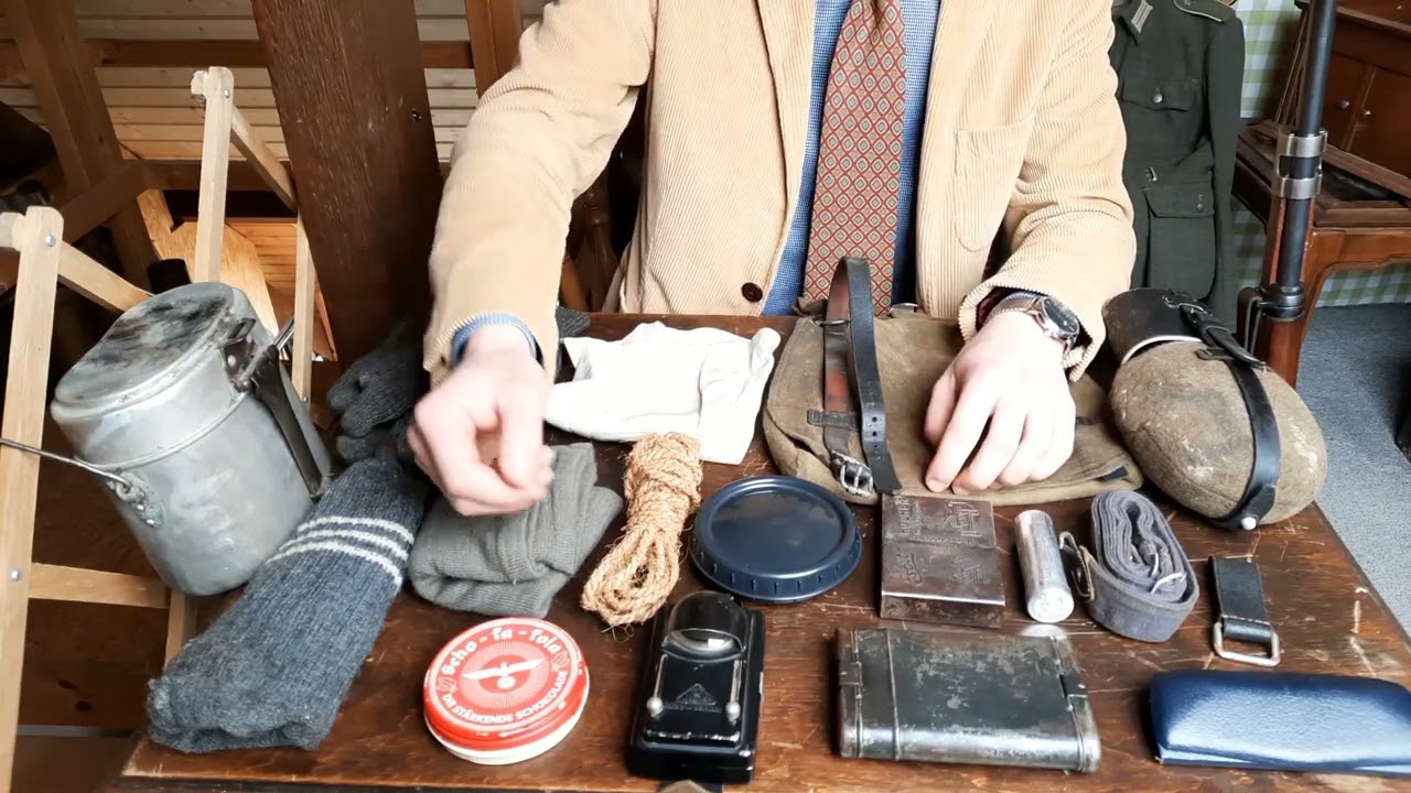 Brotbeutel contents. What to carry in a breadbag?