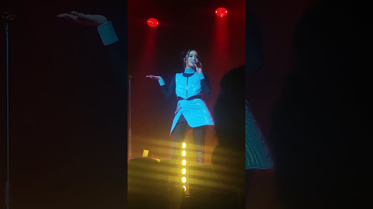 Faouzia - Habibi (Kuala Lumpur Concert)