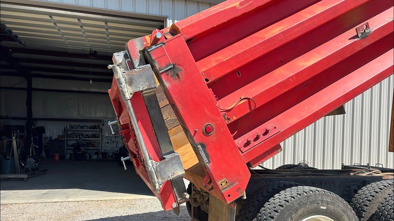 Making a better barn door / spreader gate combo for a dump truck